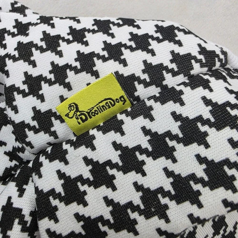 NWOT Dog Hoodie Houndstooth Clothes Pet Sweatshirt Dog Shirts for Dogs 8-13lbs